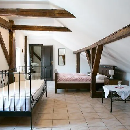 Gasthof U Zámku 3*
