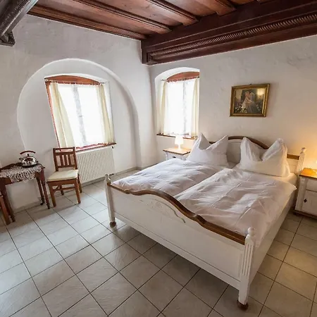 U Zamku Guest house 3*
